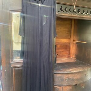 Elegant Black Maxi Dress